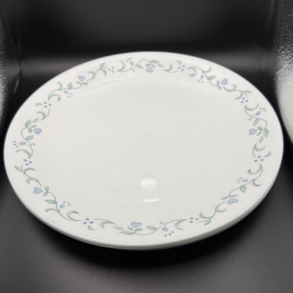 Corelle Vitrelle Country Cottage 4 White Dinner Plates 10.25” Floral & Heart